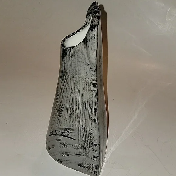 CERAMIC DOG SHAPED VASE BY NINA LYMAN - Picture 4 of 6